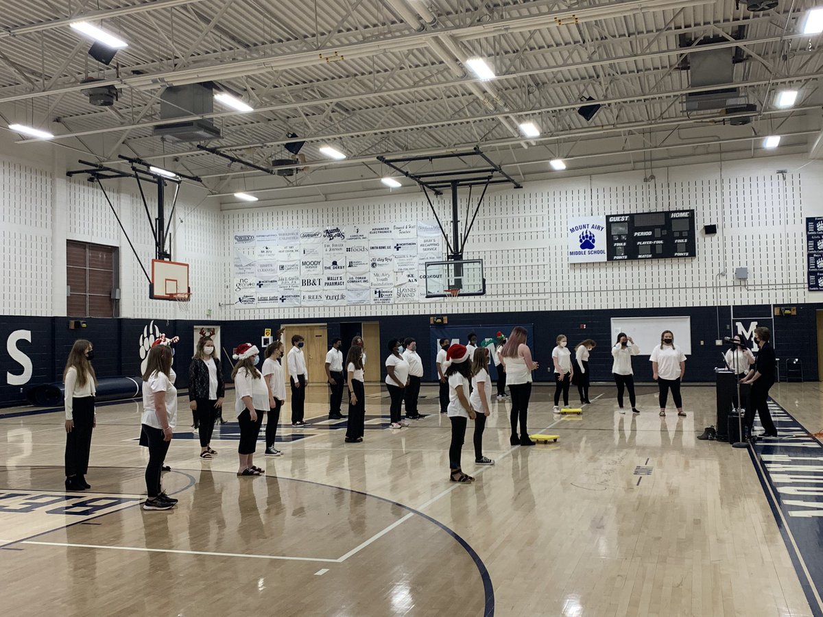 NorySantillan's tweet photo. MAMS chorus students did a wonderful job during their Spring concert this evening! Thanks Mrs. Riska for letting these kids have this opportunity! #MAMSLife @Levi_Goins @MACSchools https://t.co/fDEKX907Wi