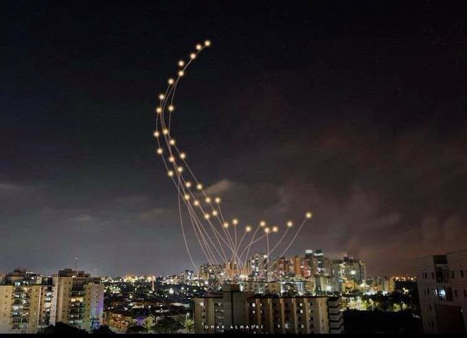 Hilal göründü! Yarın bayramdır! #MescidiAksaDirenisi