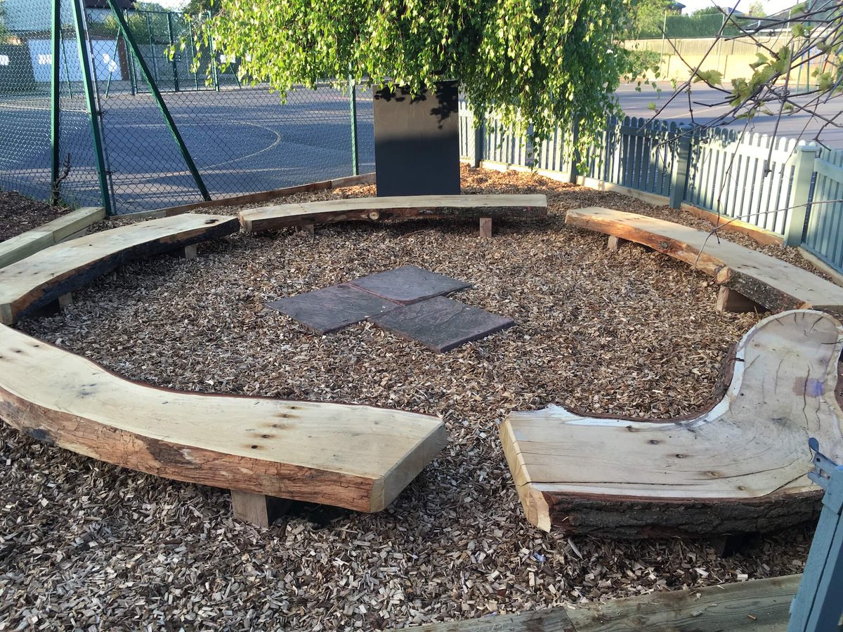 SOuLupdate's tweet photo. We still love this seating area we built a few years ago. The beautiful, natural shape of the wood gives it such character!
#BuiltBySOuL #outdoorlearning #outdoorclassroom #teachoutside #teachersoutside #learnoutsidetheclassroom #childhoodoutside https://t.co/MMGiD5rH6M
