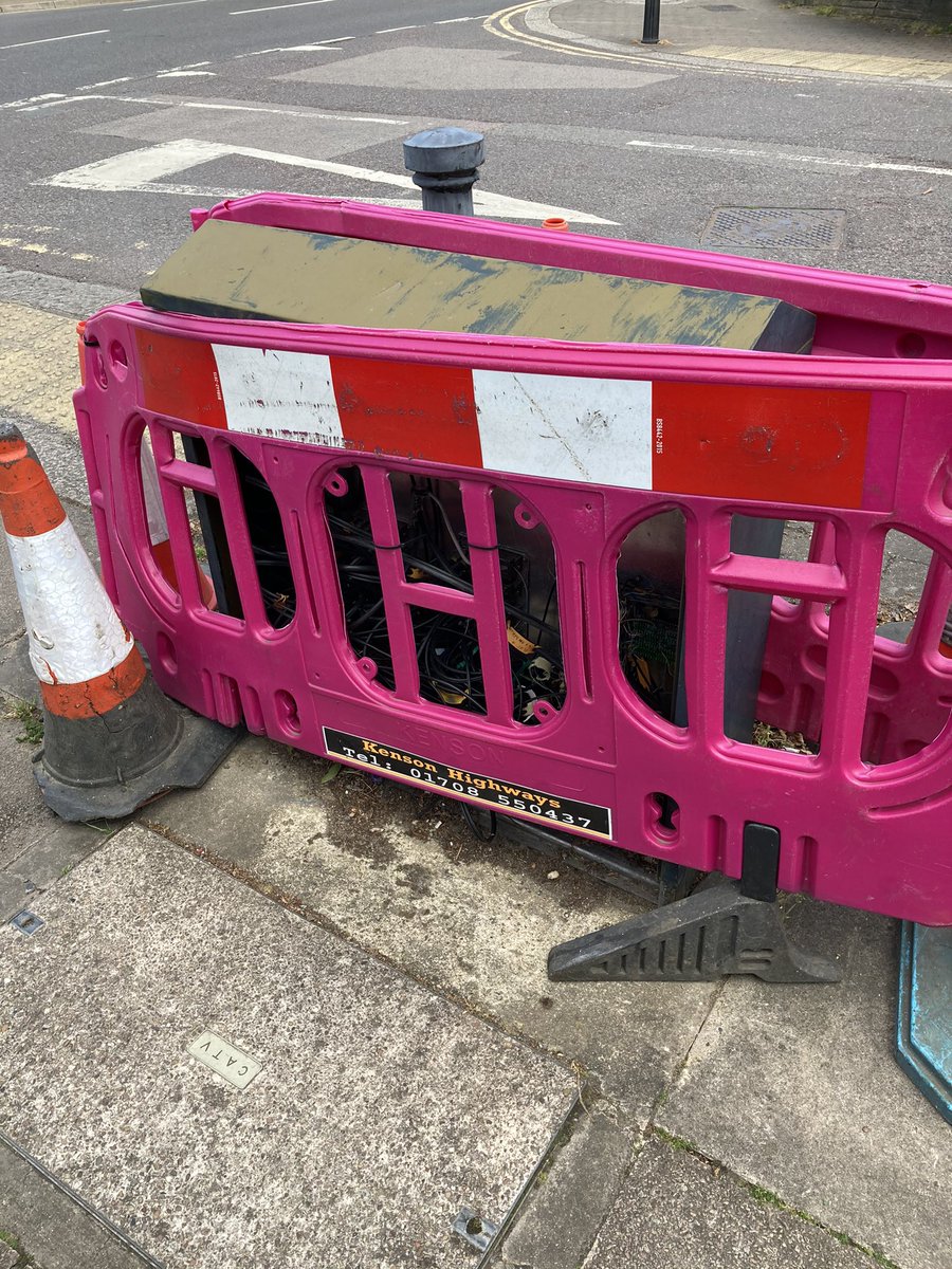 Simon Lee tweet media