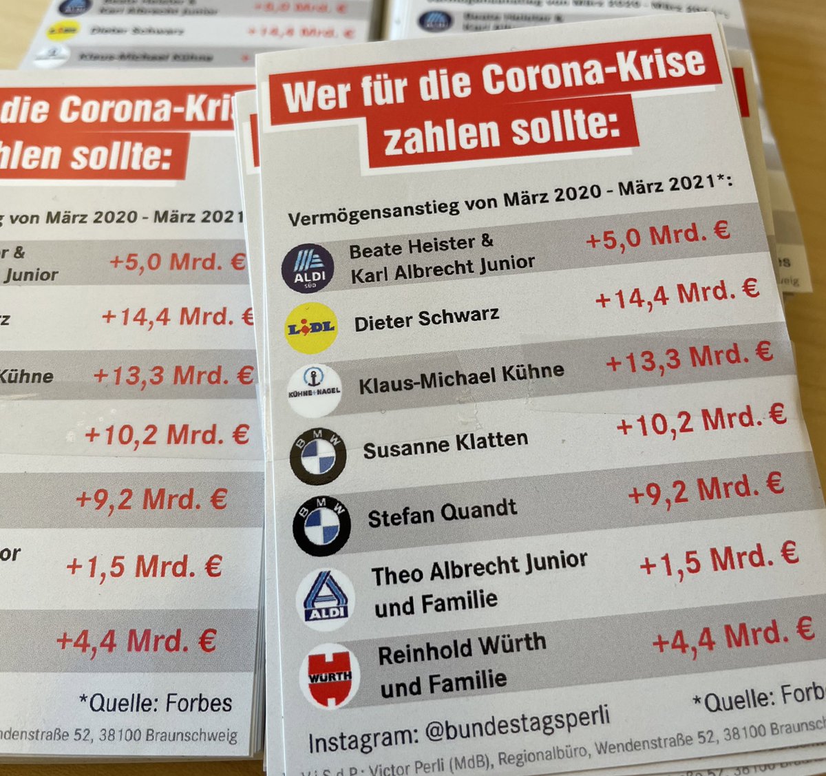 CDU/CSU, FDP und AfD meinten im Bundestag, die Superreichen könnten sich keine #Vermögensabgabe leisten. Hab jetzt tausende Aufkleber drucken lassen, die das Gegenteil beweisen.

P.S. BMW-Dividende macht heute die Erben und CDU-Spender Klatten/Quandt wieder 500 Mio. Euro reicher.