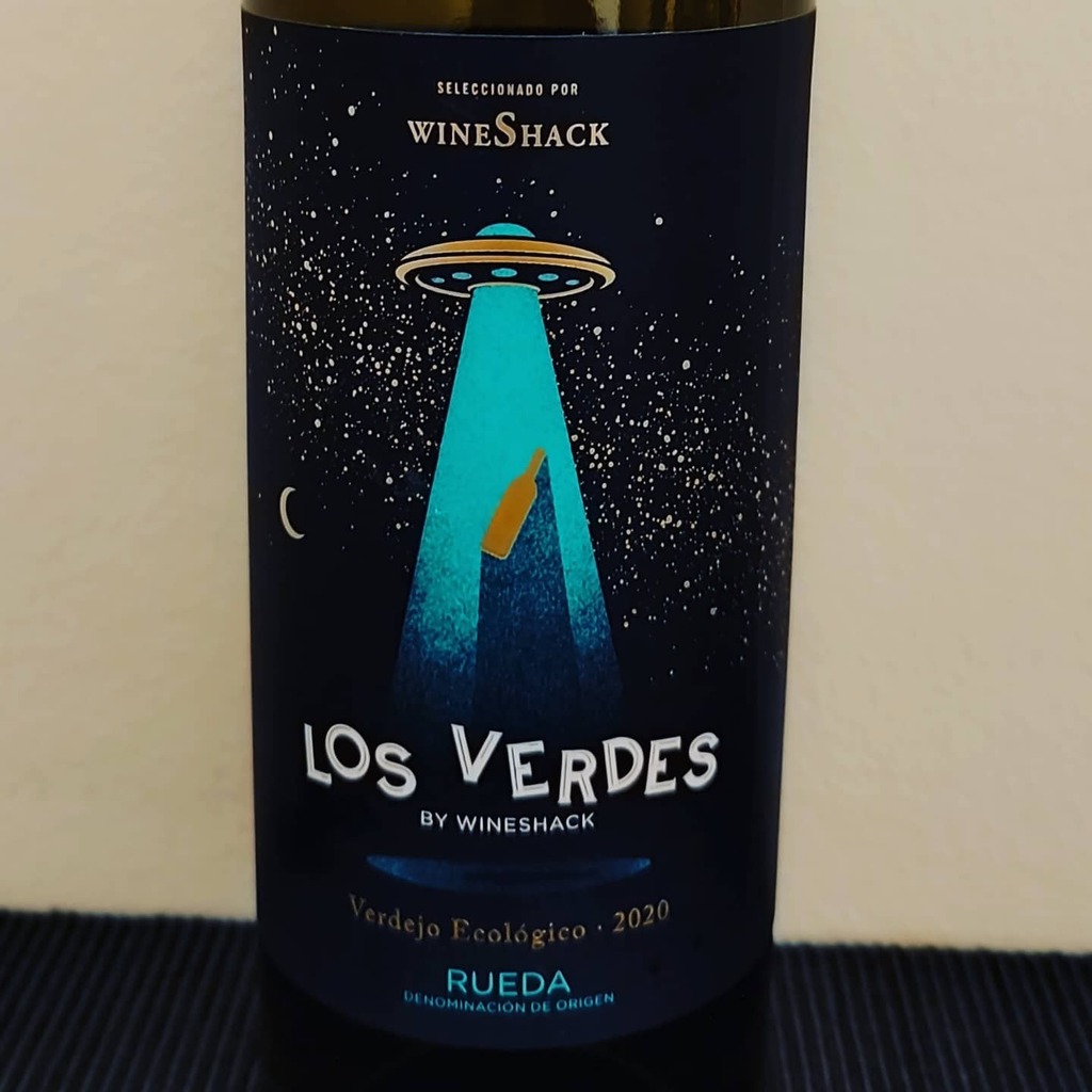 bonrotllo's tweet photo. Hoy presentamos esta novedad de @wineshack_Es, es su vino blanco Los Verdes Verdejo Eco, elaborado en la @DORueda con 100% verdejo ecológico, con un diseño muy atractivo y del que estamos deseando daros muchos más detalles y catar próximamente en www.nos… https://t.co/uI0eUQZKlo https://t.co/v6uOoZjEu8