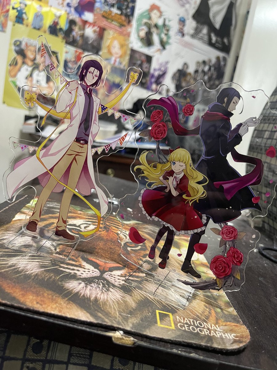AKERMANISMS's tweet photo. Yoooo My Mori Standees came in!!!! https://t.co/kqO0qYo0LN