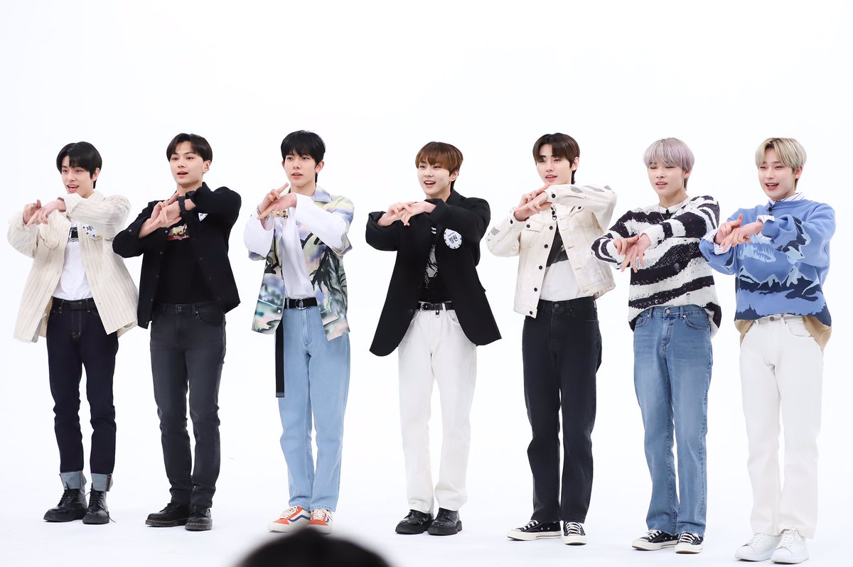 NAVER] 210512 Previews of ENHYPEN on Weekly Idol! (1/19