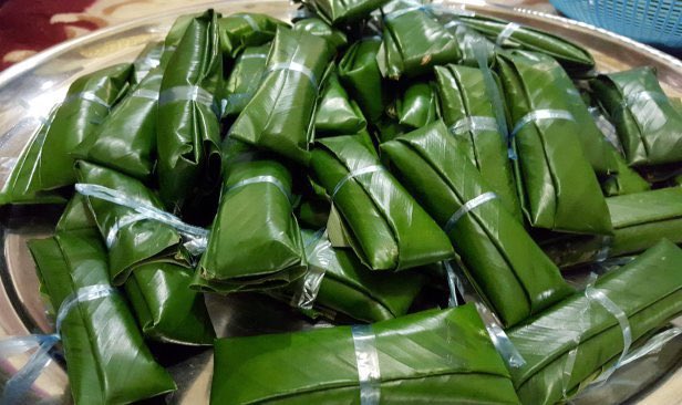 KKCity's tweet photo. RT for Kelupis                         LIKE for Lemang https://t.co/mSCZVRW2Ew