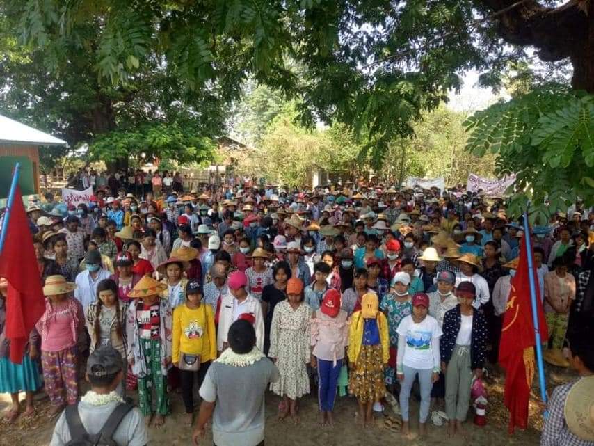 miramechiko's tweet photo. People in Salingyi and Yinmabin villages protested on May 12 for the overthrow of the military dictatorship.
#May12Coup
#WhatsHappeningInMyanmar
#MilkTeaAlliance https://t.co/iLWRjfGSKc