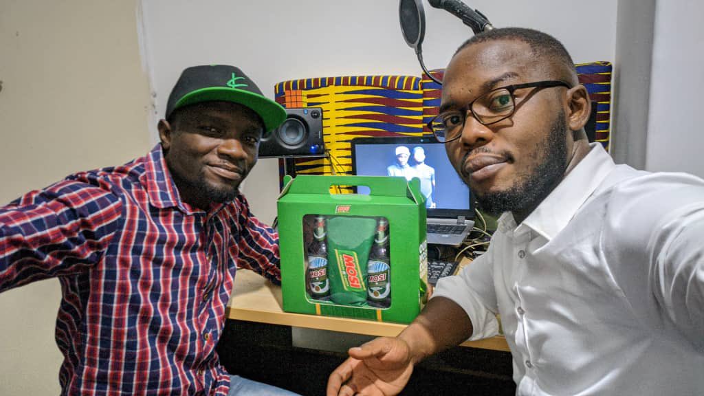 KreativeNativez's tweet photo. Zambia’s Premium Lager, @MosiLagerZB Got A Refreshing New Look With A Million Shades Of Green, Have You Seen It ??? Green To Us Speaks Of Life, Nature &amp; The Natural World 🌍 

#OurMosiOurGreen #Mosi #MosiLager https://t.co/XsTx5AqHP3