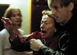 merlinpapin3's tweet photo. #WatchingClassicsChallenge2021 Mai (Autriche) avec le film (découverte) #LaPianiste de #MichaelHaneke (2001) avec #IsabelleHuppert , #BenoitMagimel , #AnnieGirardot, #AnnaSigalevitch , #EvaGreen , #SuzanneLothar, #UdoSamel
@Jouxplane83 @FredOL69007 @tbarnaud https://t.co/cVqR5DF5eF
