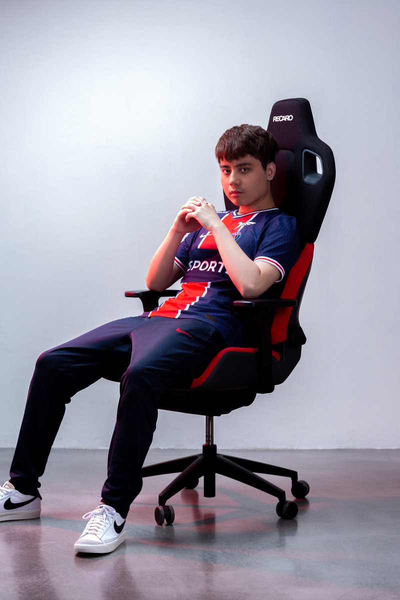 talonesportslol's tweet photo. To celebrate 🎉🎉 our team making it to MSI Rumble Stage,  we've partnered with @RECARO_Gaming  to give away 1 RECARO Exo Lava Red seat to a lucky fan 💁

Be among the first in to own this coveted seat 🪑
Head over to https://t.co/N0JejVUZUS to participate!

#RECARO #MSI #PCS https://t.co/WyWOkmCHpn
