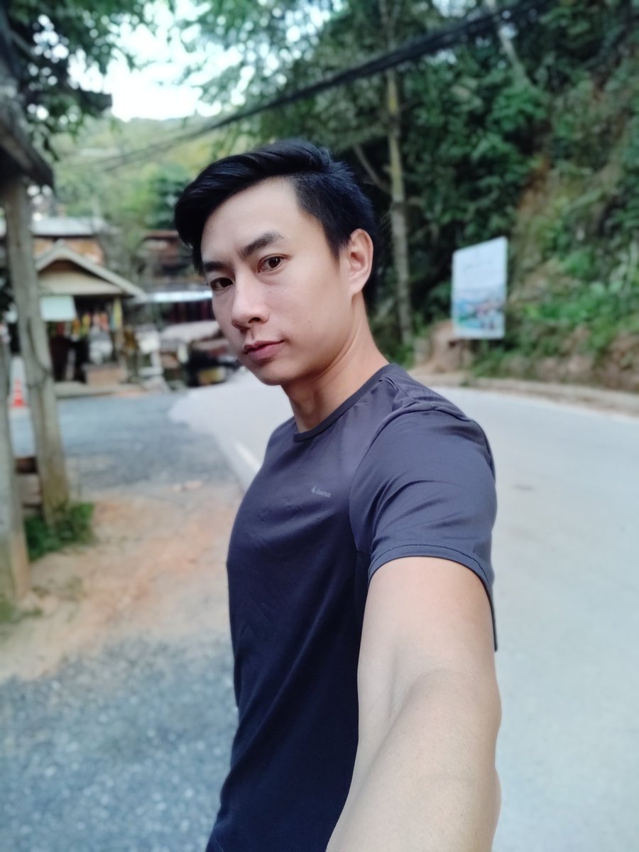 nutbb069_anuwat's tweet photo. " อ ย่ า มี ชี วิ ต โ ด ย ใ ช้ ค น อื่ น เ ป็ น ม า ต ร ฐ า น "#แคปชั่นกวนตีน #แคปชั่น #แคปชั่นเสี่ยว #แม่กำปอง https://t.co/wrKHg3TaQ0