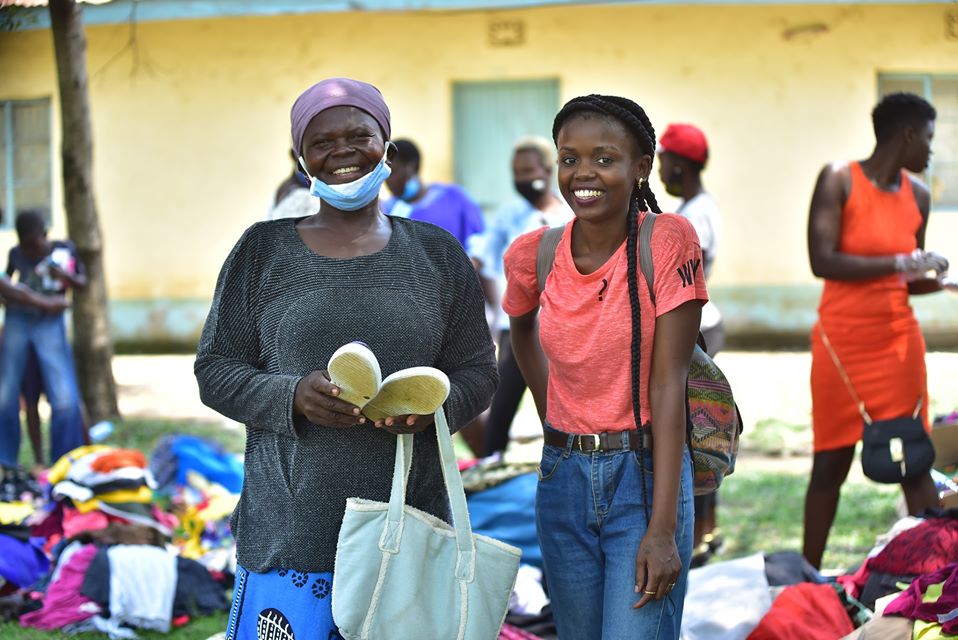 ClothAChildINIT's tweet photo. “What do we live for if not to make the world less difficult for each other.” George Eliot
Support our initiative by donating clothes, bedding, uniforms, school bags etc and financially to +254704385592.
#RestoreDignity #Community #Donation #ClothAChild #ClothAChildInitiative https://t.co/Al027upCyz