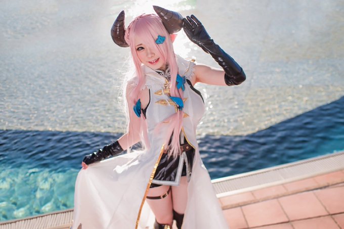 Twitterのコスプレ画像40