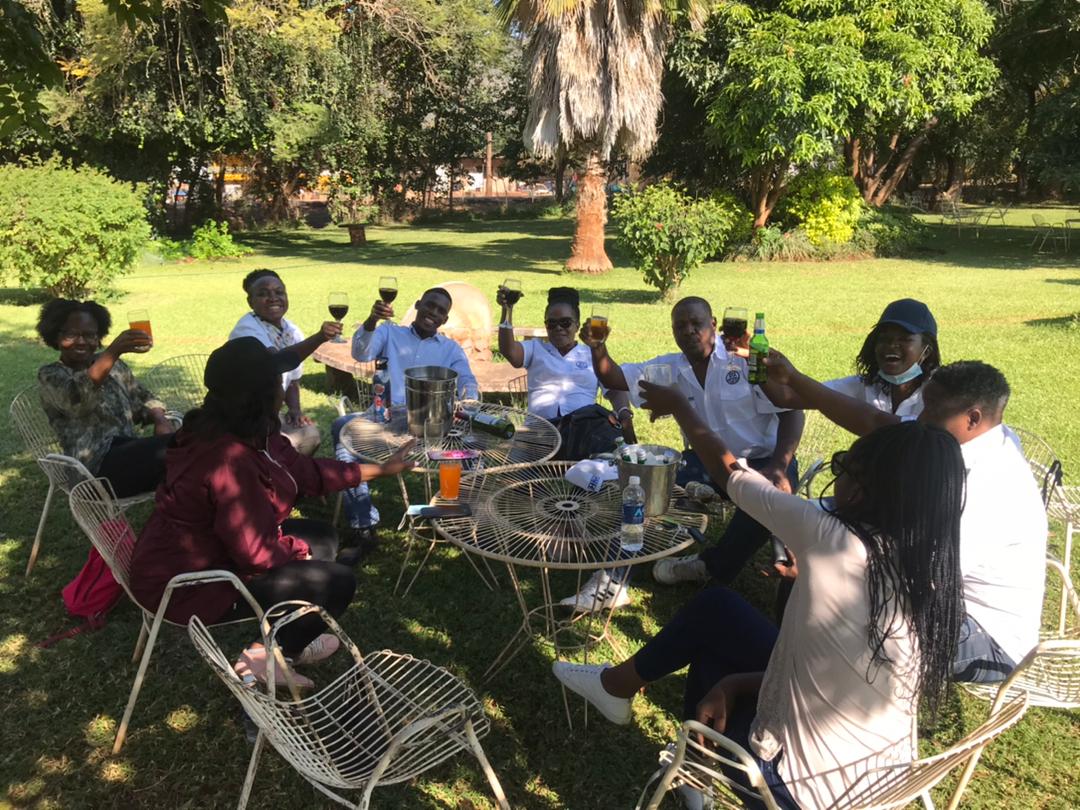 RCMsasaOfficial's tweet photo. Fellowship &amp; #swallowship on our way back home! A stopover at #MazoweHotel gets us to bond as a team.
#Rotary 
#ServiceAboveSelf https://t.co/O4t752o28L