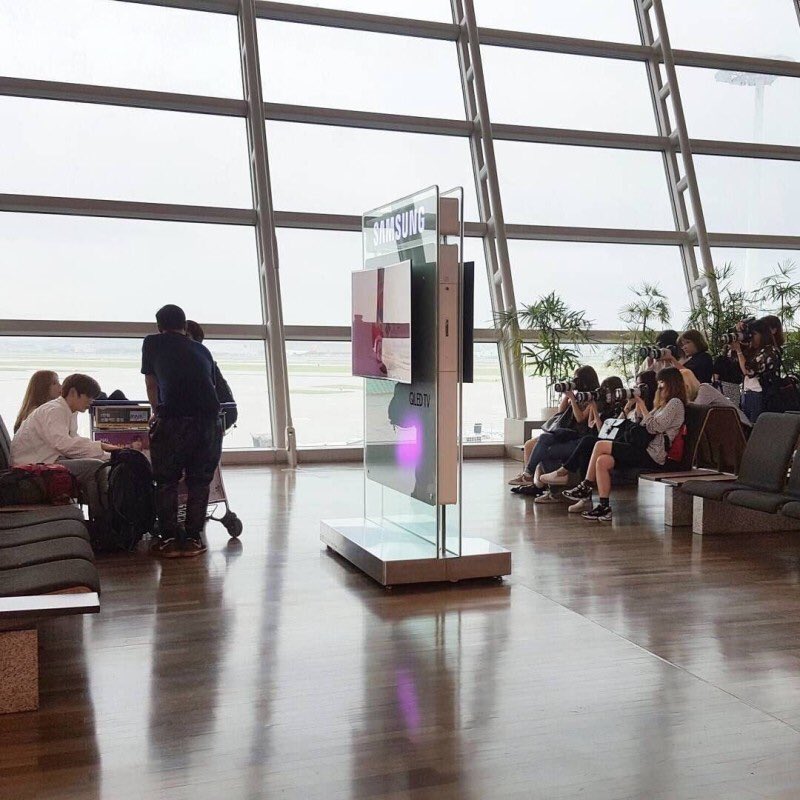 ขนลุกแทนไอดอลเลย ตามถ่ายตลอดเวลา น่ากลัวอะ 😢😢😢😢