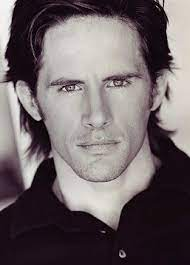 merlinpapin3's tweet photo. On souhaite un Bon Anniversaire ร #MorganWeisser qui a 50 ans, on peut le voir dans
BulletFace
Division d'Elite
XFiles
Charmed
Tales of an Ancient Empire
NCIS
@Jouxplane83 @FredOL69007 https://t.co/4nczuQamK3