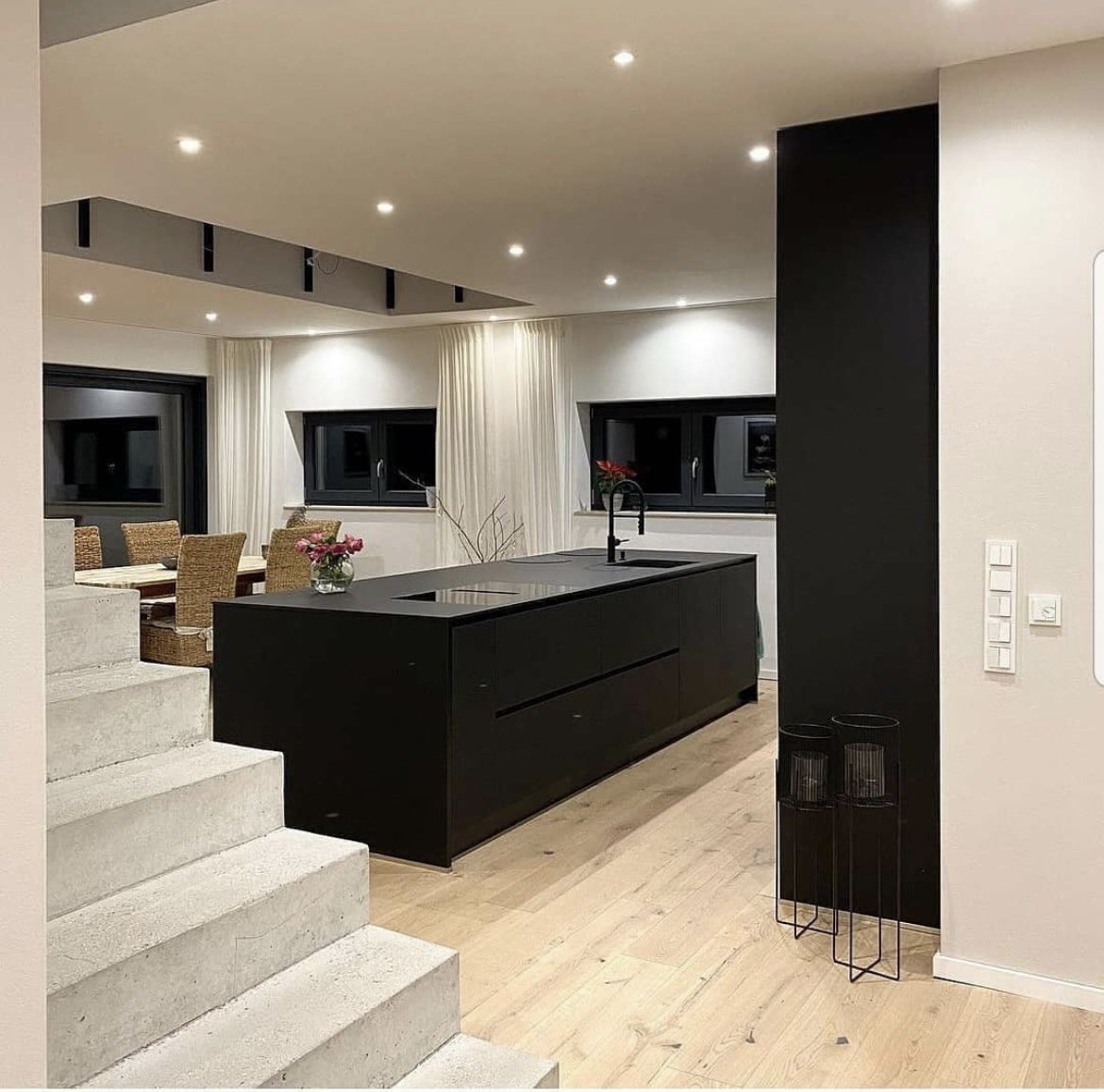 CMongallo's tweet photo. https://t.co/Nx4NGE6vuc prefinished wood flooring that glows in the dark #wood #architecture #Architect #art #construction #Dark #design #ElonMusk #Engineering #Plank #nice #Glowing #gold https://t.co/fIqu7FtYtL