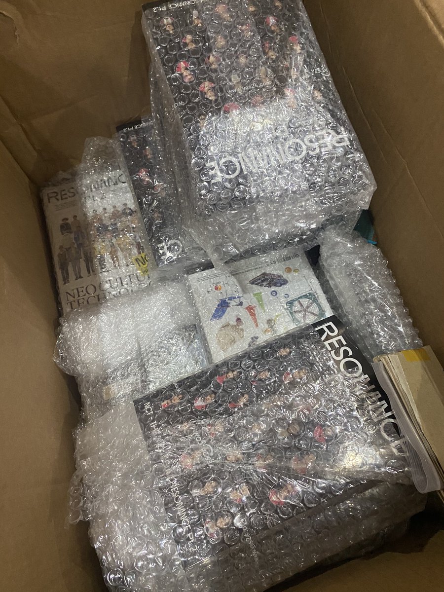 #DD1004_Updates
#DD1004_Arrivals

• Box 12
- received this box yesterday! mostly included items are from box sharers. i’ll post form later para ma-ship ko na items ng box sharers and ma-update ko yung warehouse if ever may naiwan pa kasi this is the last box from their warehouse