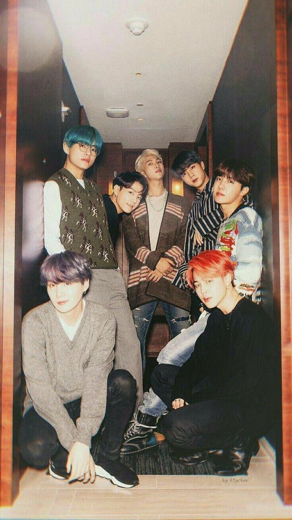 просто хочу окунуться в эту атмосферу

I'm voting for <a href="/BTS_twt/">방탄소년단</a> for #BBMAsTopSocial