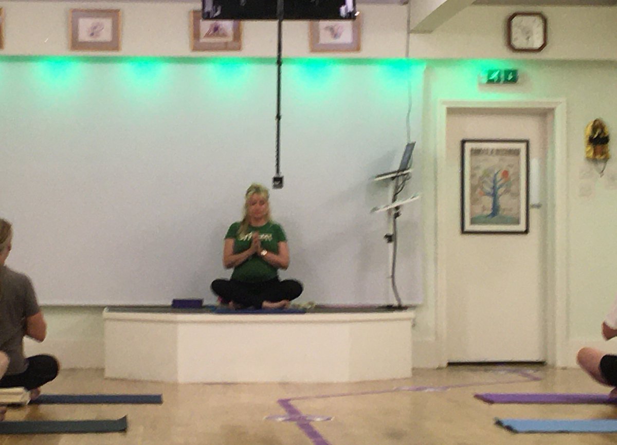 Live and online classes with Jayne Orton at the Institute

#iyengaryoga