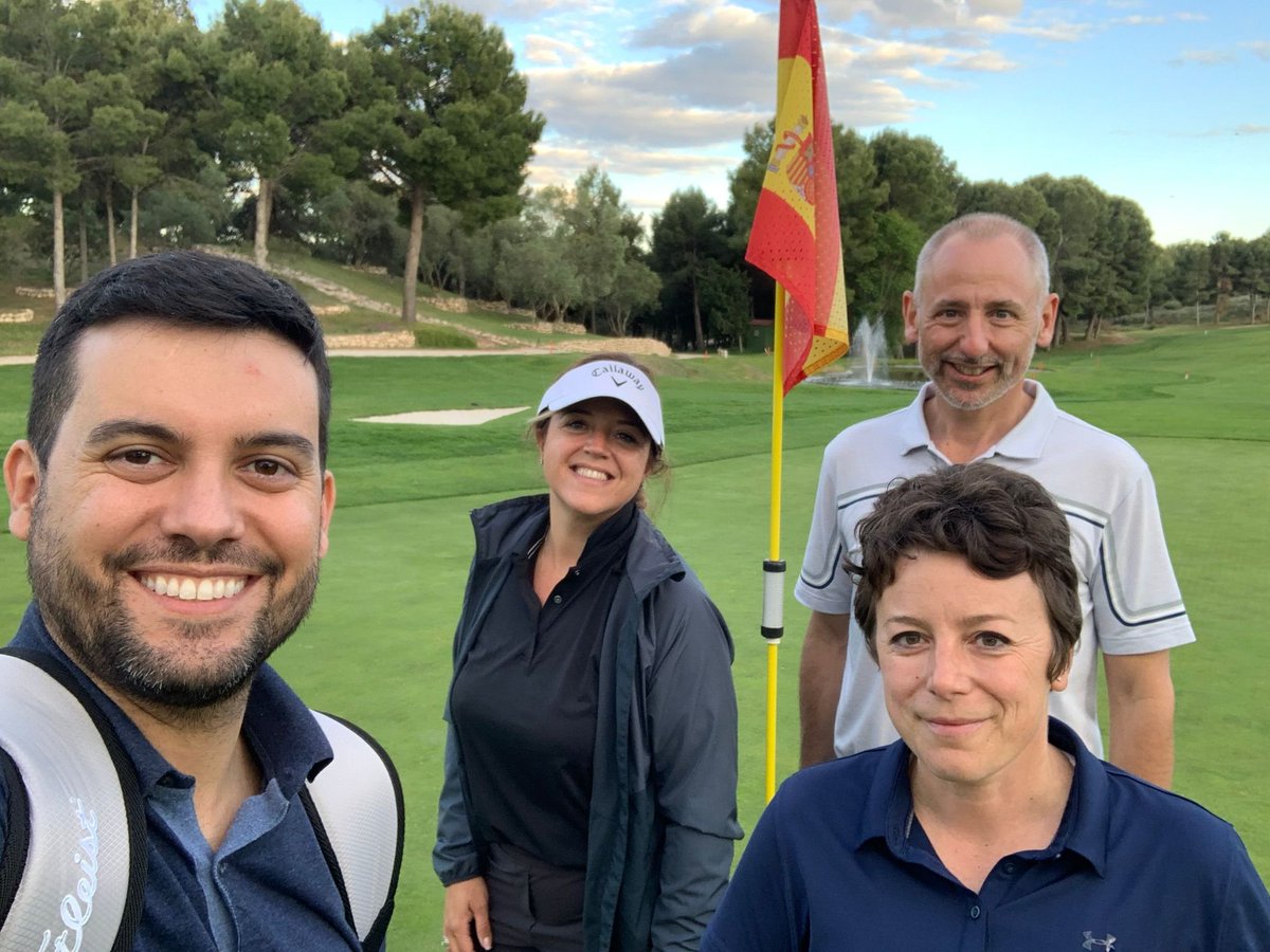 ¡Nos encanta el deporte!

Ayer nuestros #SociosAJE quedaron para jugar un partido de #Golf 🏌️‍♂️⛳️

Muchas risas y buen partido 💪

#MartesDeGolf #AJEZaragoza #ClubDeGolfLaPeñaza <a href="/HubZgz/">Impact Hub Zaragoza</a> #Audicenter #TuFinanZiero <a href="/esisoluciones/">ESI Soluciones</a>