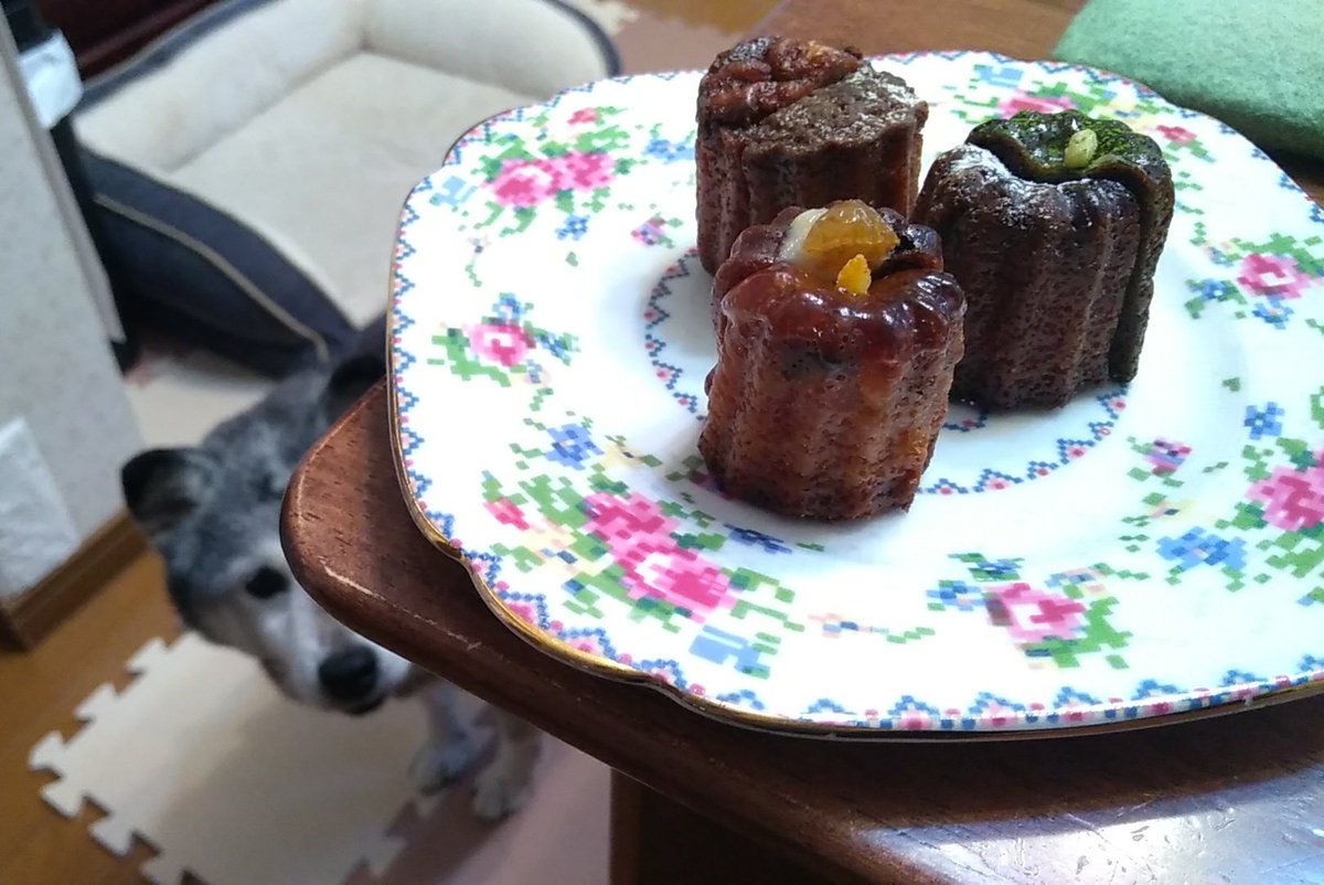 ダニエルのカヌレ