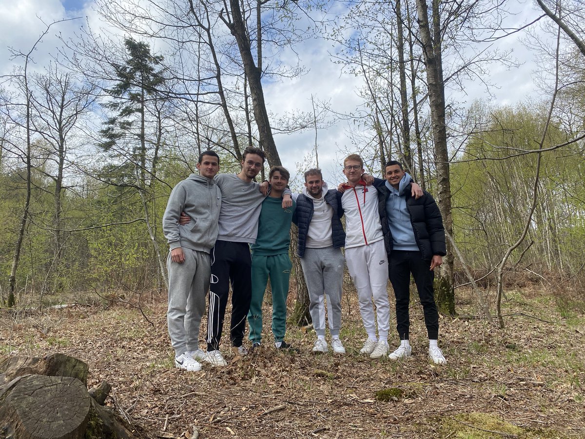 MayMontblanc's tweet photo. Voici l’équipe qui représentera le projet du Mont Blanc en Été 2022 (Kyllian Loheac,Titouan Couillard, Quentin Le Roux, Florent Sauvé, Maxence Herrault, Léandre Chataignere) https://t.co/hH46RVvHEm