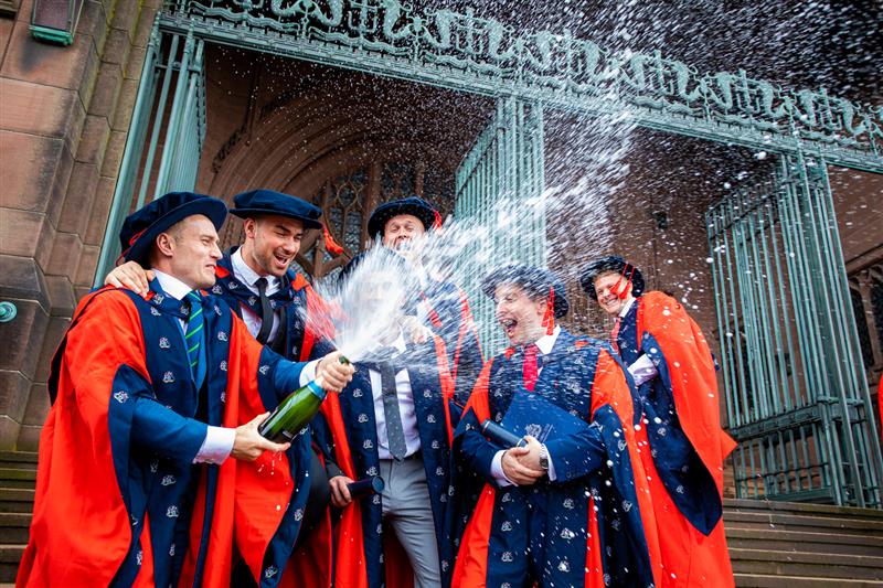 LJMU's tweet photo. Graduation registration is now live at https://t.co/8Ubgiwd6nZ for 2020 and 2021 ceremonies. 
#graduation2021 @johnmooressu @LJMUAlumni https://t.co/5HlbyvZEvq