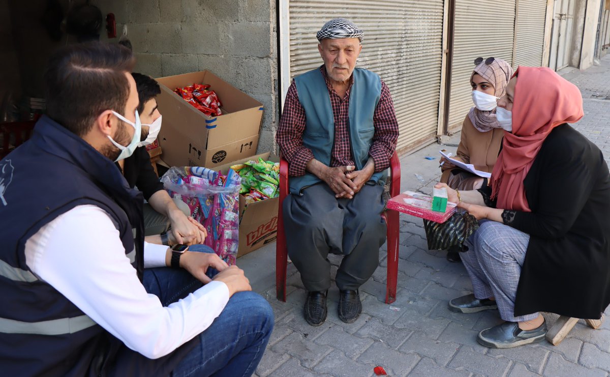 Lokum tadında mutlu bir bayram geçirmeniz temennisiyle #RamazanBayramı'nız mübarek olsun😊

Büyüklerimizin her zaman yanında, bir telefon kadar yakınlarındayız.