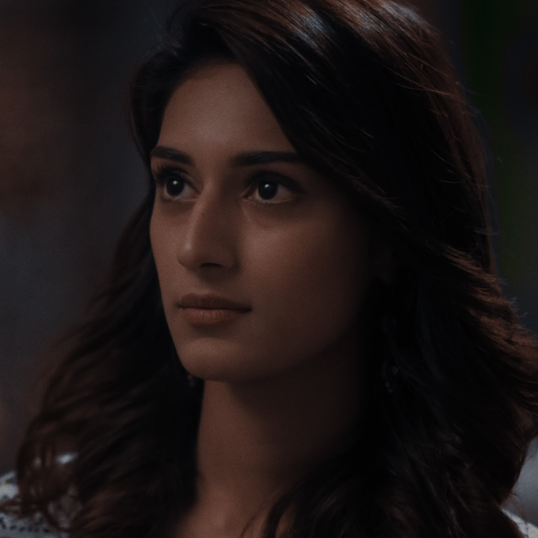moimannz's tweet photo. "aap meri wajah se naraaz hai, yeh baat mujhe bohot pareshaan kar rahi hai." 🥺

#KuchRangPyarKeAiseBhi | #KRPKAB https://t.co/NrAz7iBjEy