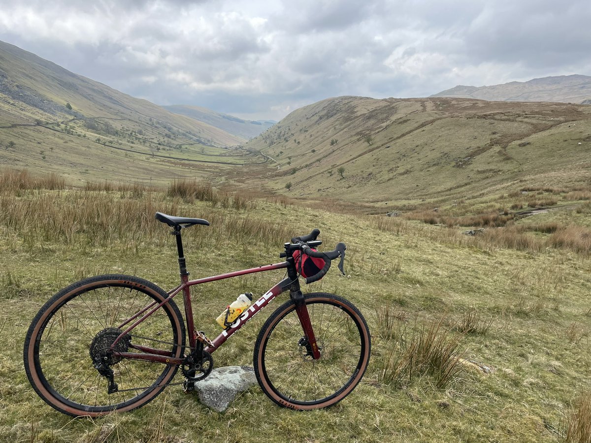 MrWetwood's tweet photo. My morning.Becks running, lambs bleating and skylarks singing and a cycle up to the top of the pass #cycling  #cumbria #fustle #thelakedistrict https://t.co/8HQLxrVxvr