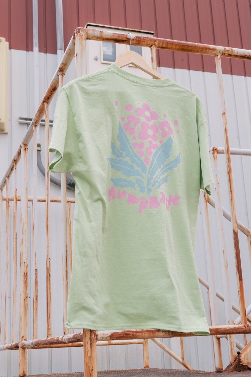 ライブフォトTシャツ ¥3,000 ホワイト、チャコール size：S / M / L