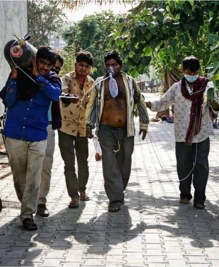 બસ આવા 4 દોસ્ત હોવા જોઈએ આ ભવ માં, એનાથી મોટી કોઈ દોલત નથી આ જીવન માં...