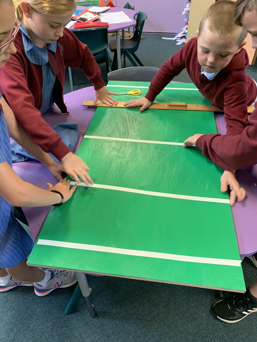 kylie_lyneham's tweet photo. Lunch time programs continue to be well worth the investment. K-2 soccer and the construction group featured here. #sackcess @michellemurhan @_iEndo @KrisWestcott1 @Kegabry @SackvilleStPS @siobhan_staats https://t.co/uyvYwS7RXp