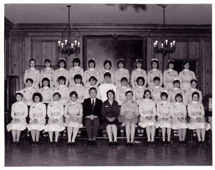 sallysmiff's tweet photo. Happy International Day of the Nurse. This is my set from October 1982 https://t.co/HvNkyqchvy