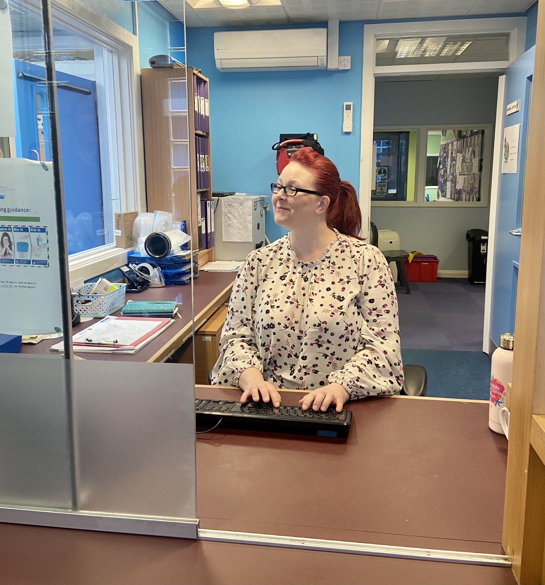 PhoenixSEMH's tweet image. Today is National Receptionists Day... we would be lost without our wonderful receptionist Alison... the friendly face of Phoenix. Let’s all say a big THANK YOU for all she does #receptionistday #friendlyface #superstar