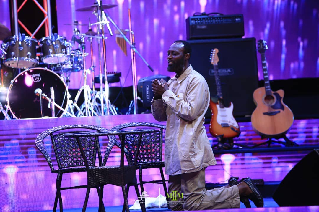 HOTRphc's tweet photo. STILL ABOUT LAST SATURDAY

Heritage Works put together a play that gave us a bird's eye view into the life of a man.

Some Of The Drama Lessons;

"A good and honest life is a blessed memorial; a wicked life leaves a rotten stench" 
Proverbs 10:7 MSG

#HOTRMan2Man
#TheExcellentMan https://t.co/Hjp8HqLyIF