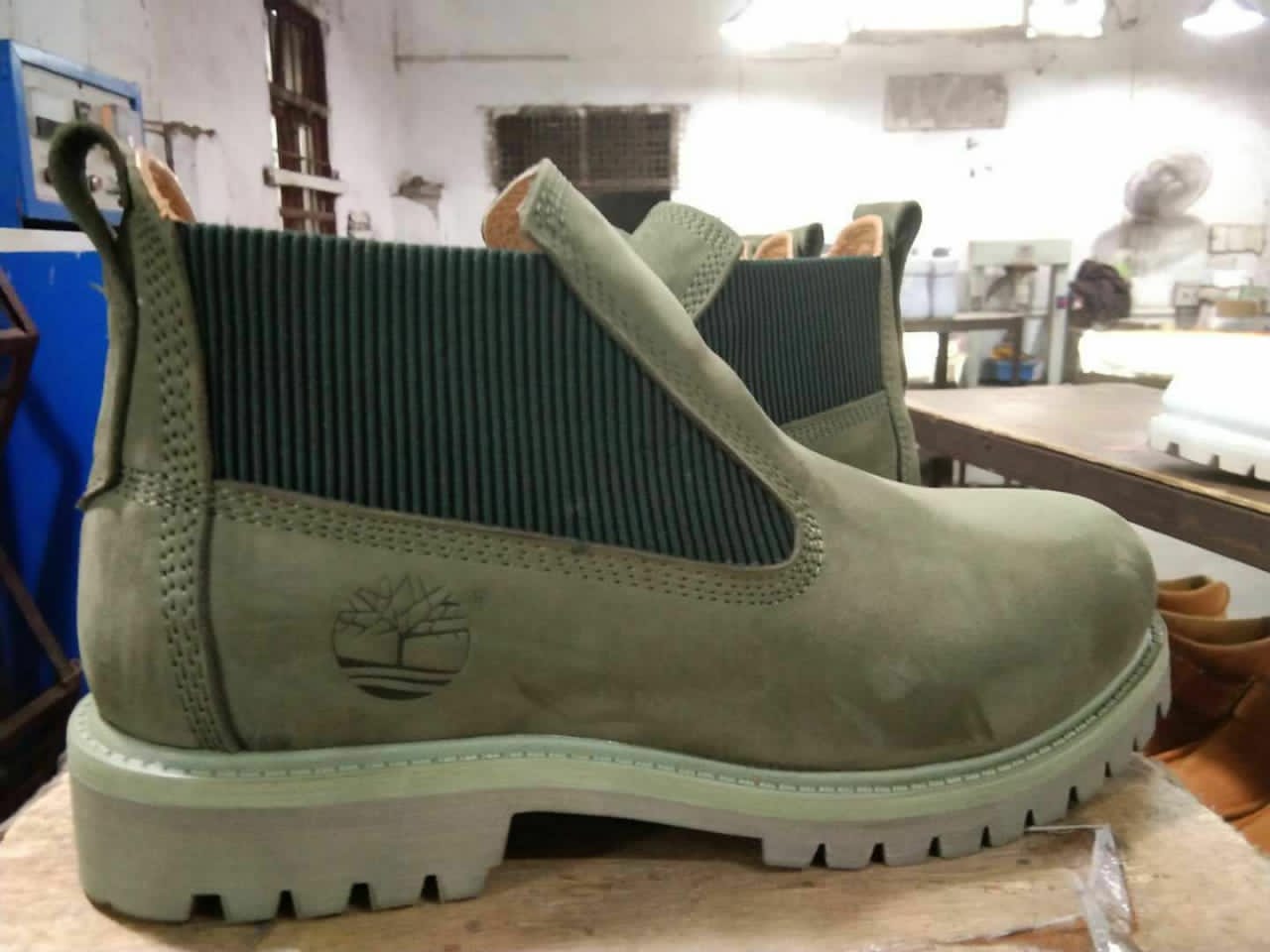 Uitsteken Elk jaar Voorbijgaand Ted Bright on Twitter: "New arrivals in stock 💥 Timberland boots Sizes 39- 45 Price Ksh 4000 Grab yours, delivery countrywide 📞0795351862 Mombasa  road Raila Odinga https://t.co/Cax6B2DpTf" / Twitter