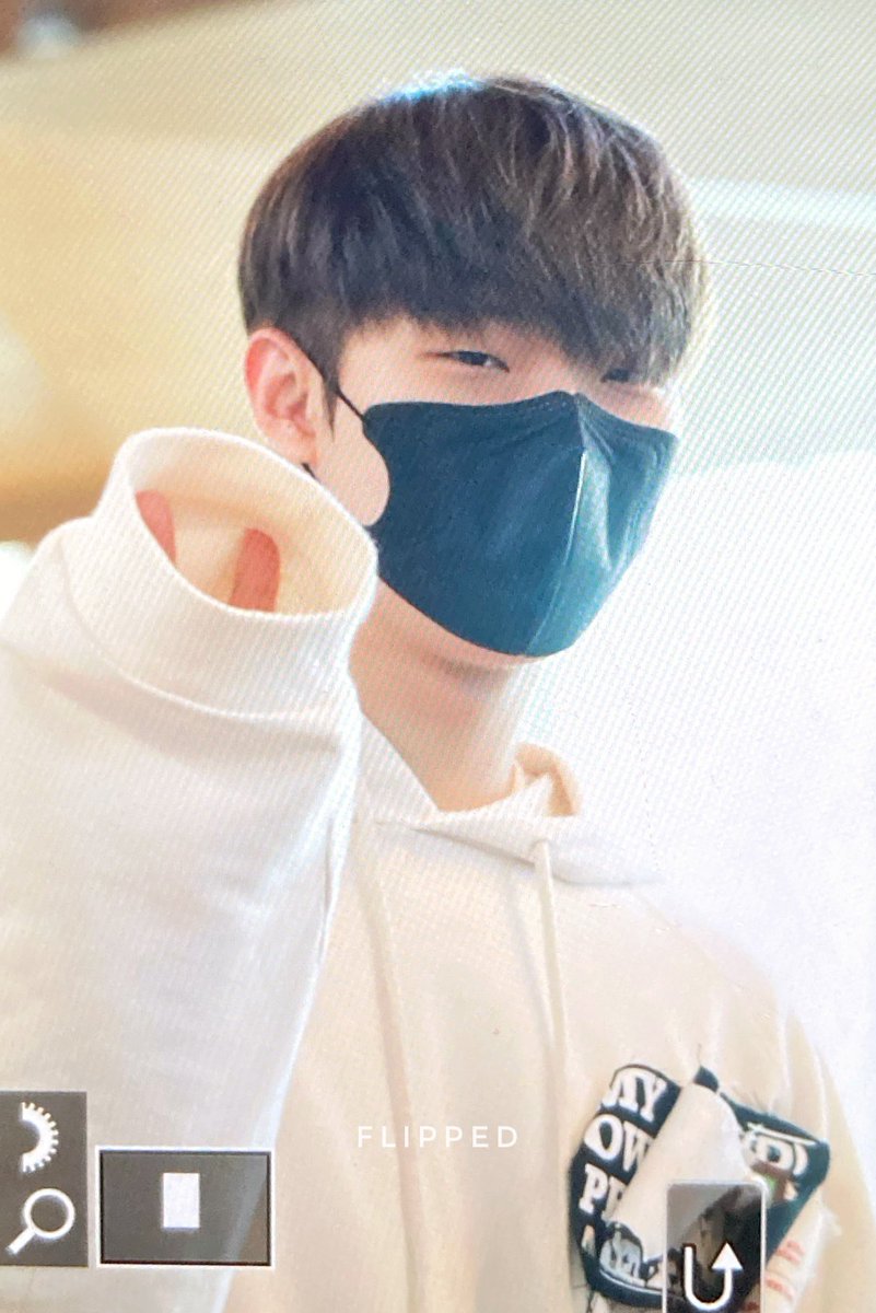 SanHwaLoves's tweet photo. We don't know if you're truly back but it's so damn good to see you again, Mingi. We have missed you so much and hope you are doing better. I love you, Mingi! ❤️ #Mingi #ATEEZ #Letsbreaktheinternet https://t.co/efkfqOswGl