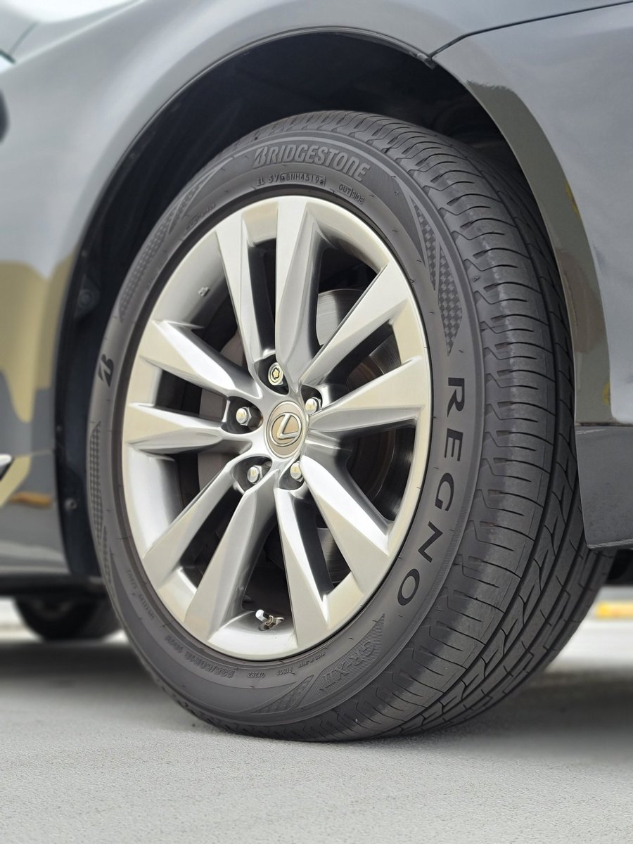 tm_tint's tweet photo. タイヤ
#LEXUS
#ls460
#usf40
#BRIDGESTONE
#ブリヂストン
#レグノ
#REGNO
#GRX2
#ノイズリダクションホイール https://t.co/QuaaGIwOJp