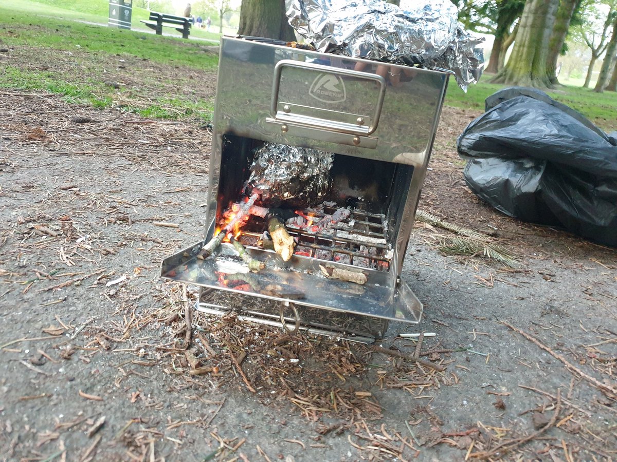 20thPerth's tweet photo. Fab night last night cooking on our new stoves and trangias we got thanks to our Generation Cashback grant @GirlguidingScot #ggpk https://t.co/GTNtYsqVYv