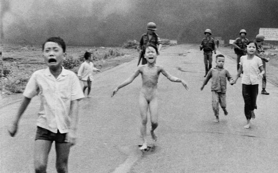 humourdedroite's tweet photo. Mon soutien aux Etats-Unis et ma solidarité avec les américains face à l'attaque du Vietnam. Une démocratie est agressée. Aucune équidistance n'est possible. https://t.co/XXcXxPCqmm