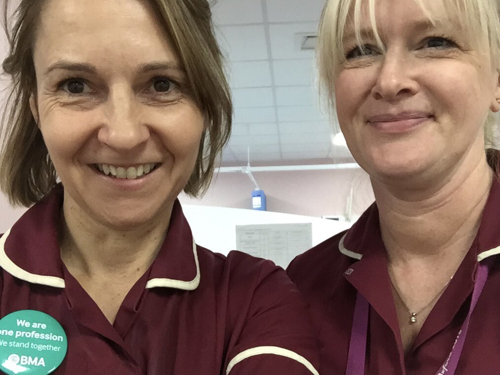 Celebrating #InternationalNursesDay <a href="/hmmnvic/">victoria hemmings</a> <a href="/Rusty6511/">Fiona Rust</a> #Throwback