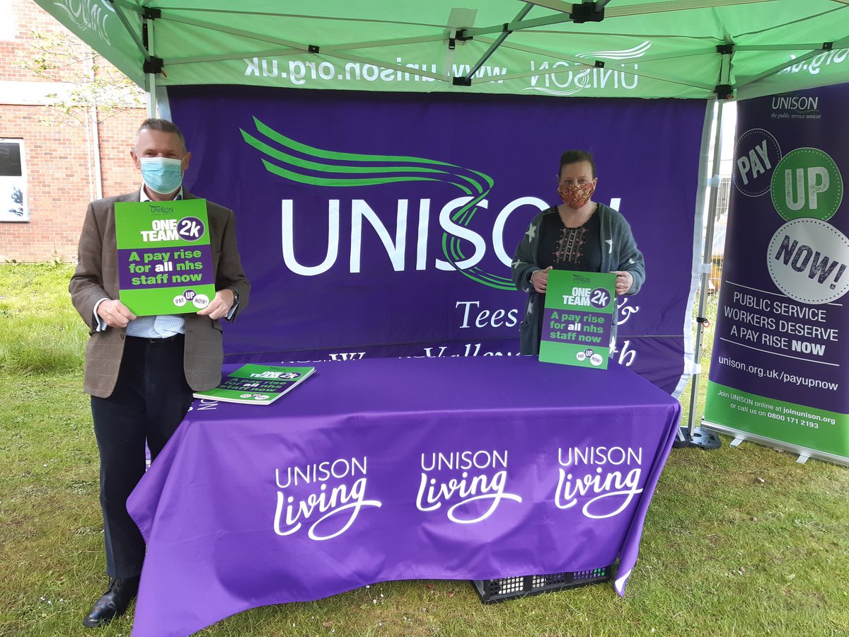 .@NorthernUNISON promoting #2daysfor2K #NHSpayrise #InternationalNursesDay2021 at @SouthTees. Come and #JoinUNISON.