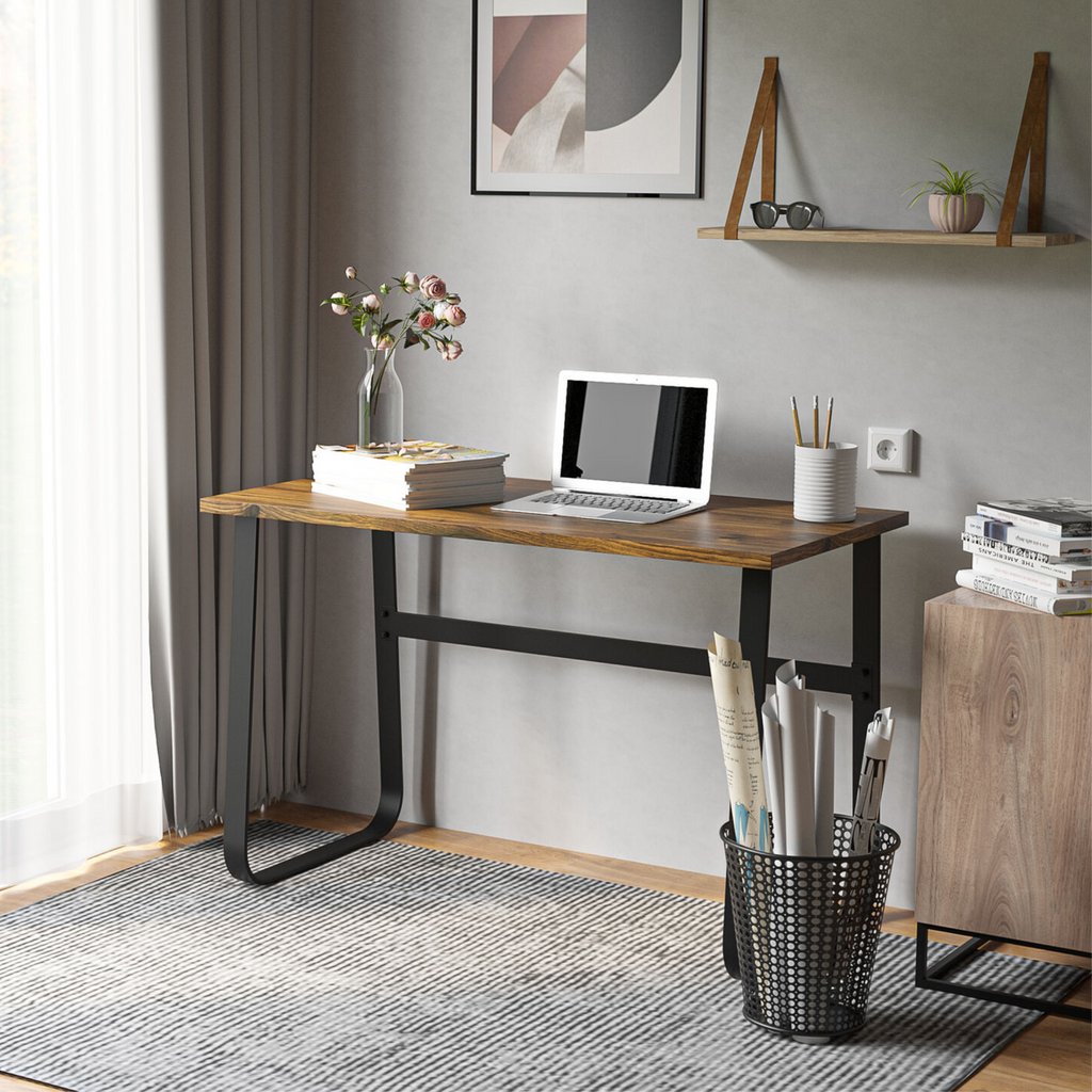 SimpleWfh's tweet photo. “You've got to get up every morning with determination if you're going to go to bed with satisfaction.” - George Lorimer⁠
⁠
#homeoffice #workingfromhome #workfromhomesetup #workfromhomeuk #workfromhomeperks  #deskspo #deskvibes #deskporn #deskstyling #deskgoals #mydesk https://t.co/Yb324KROs4