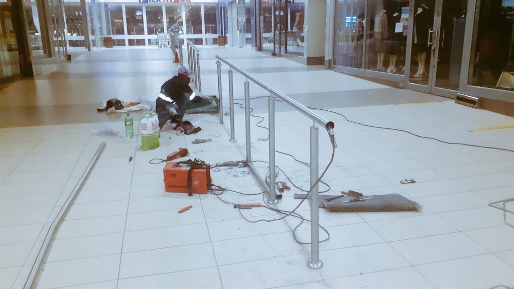 mosela_engineer's tweet photo. 📢 📢📢📢📢📢📢📢👷🏿‍♂️
📌  Nation wide.
☎️ 0711749495/0817442739
🌐 https://t.co/SVMyjkvVAv
🗜🧰 Structural Steelwork
⛓🔗Pipework
⚙🔩Mechanical Engineering 
🏗🧱Construction 
✌🏾
.
.
.
.
.
#Engineering #Engineer #Mechanical #Pipes #Piping #welding #Handrails #balustrade #Pargola https://t.co/Eur2R5bHFv