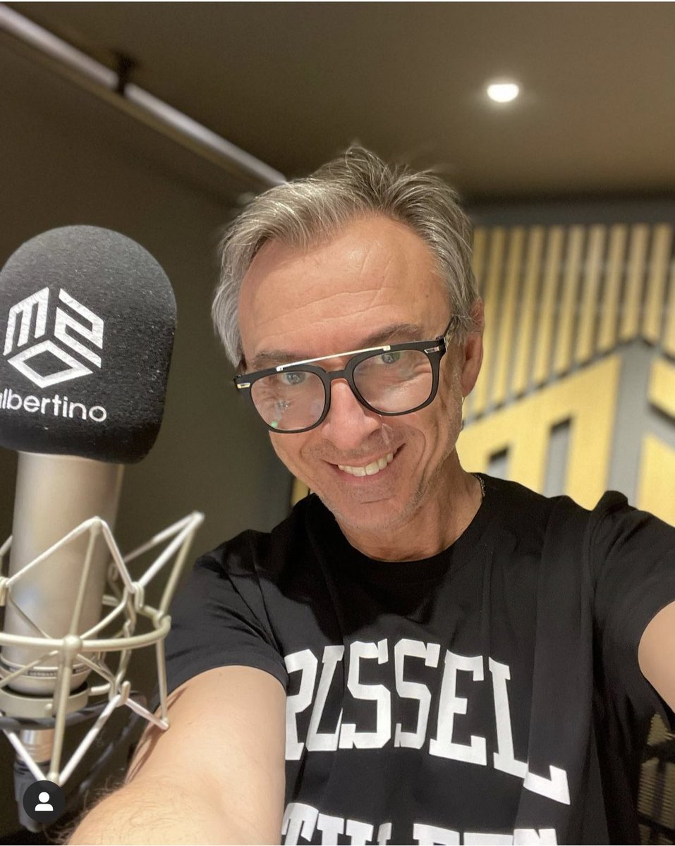 ON AIR <a href="/radio_m2o/">radiom2o</a> 🎙