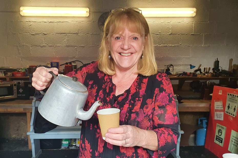cwmtawecluster's tweet photo. Members of Clydach’s Men’s Shed can’t speak highly enough of Swansea Bay University Health Board’s vaccination programme for helping them resume their weekly cuppa and chats. Story here https://t.co/lvigo1ByTW https://t.co/Yc9OxvLoah