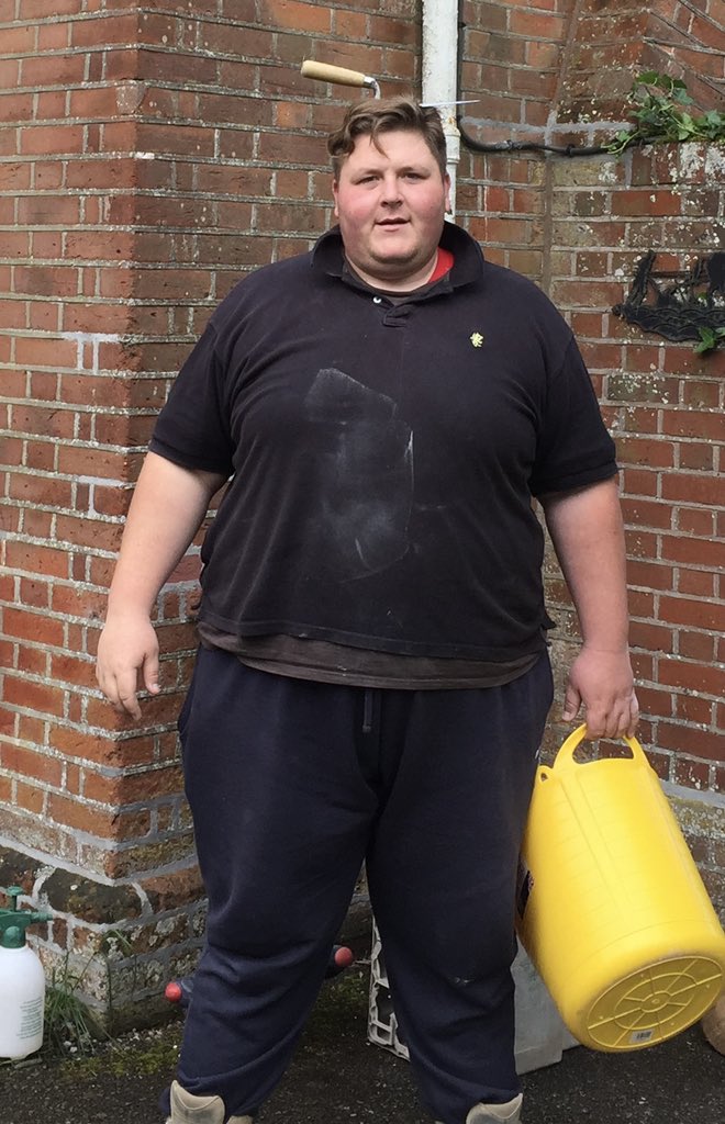 ryanmoneyfbj's tweet photo. My target has been lowered and I am back to losing weight after maintaining for a couple of months with @SlimmingWorld . This week I’ve lost 8lbs. Let’s go get it! #weightlossjourney #swmen #thatfeeling https://t.co/exCMdhUr5c