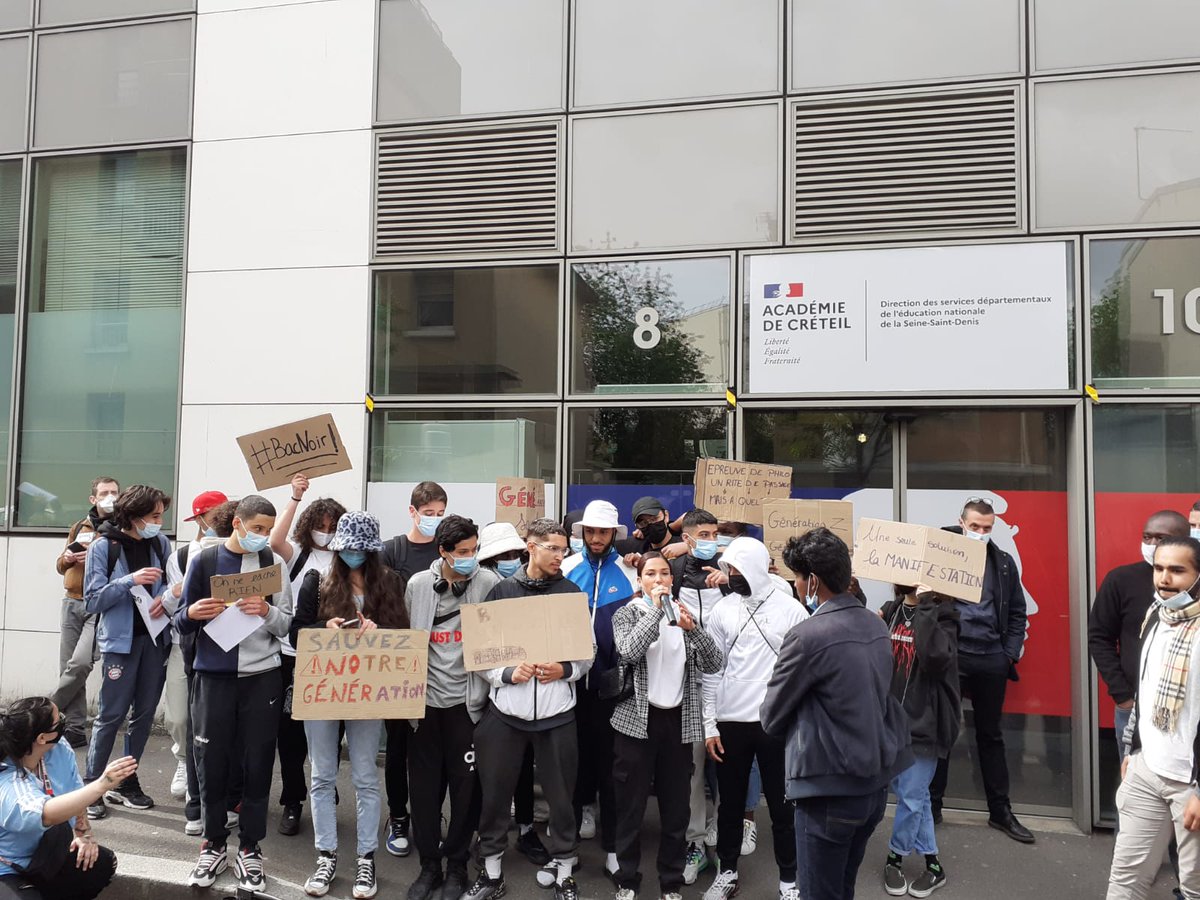 Aux côtés des lycéens et lycéennes mobilisés devant la DSDEN pour exiger l'annulation des épreuves de fin d'année et l'égalité entre les élèves !
@UNLnational
<a href="/MNL_National/">MNL - National</a>
<a href="/solidaireslycee/">Solidaires lycéen-ne-s RP</a>
<a href="/snesfsu93/">SNES-FSU 93</a>
<a href="/cgt_educ/">CGT-Éduc'action</a>
<a href="/SudEducation93/">Sud Éducation 93</a>
@reformee3c
<a href="/STOPreformes/">STOP réformes Blanquer</a>