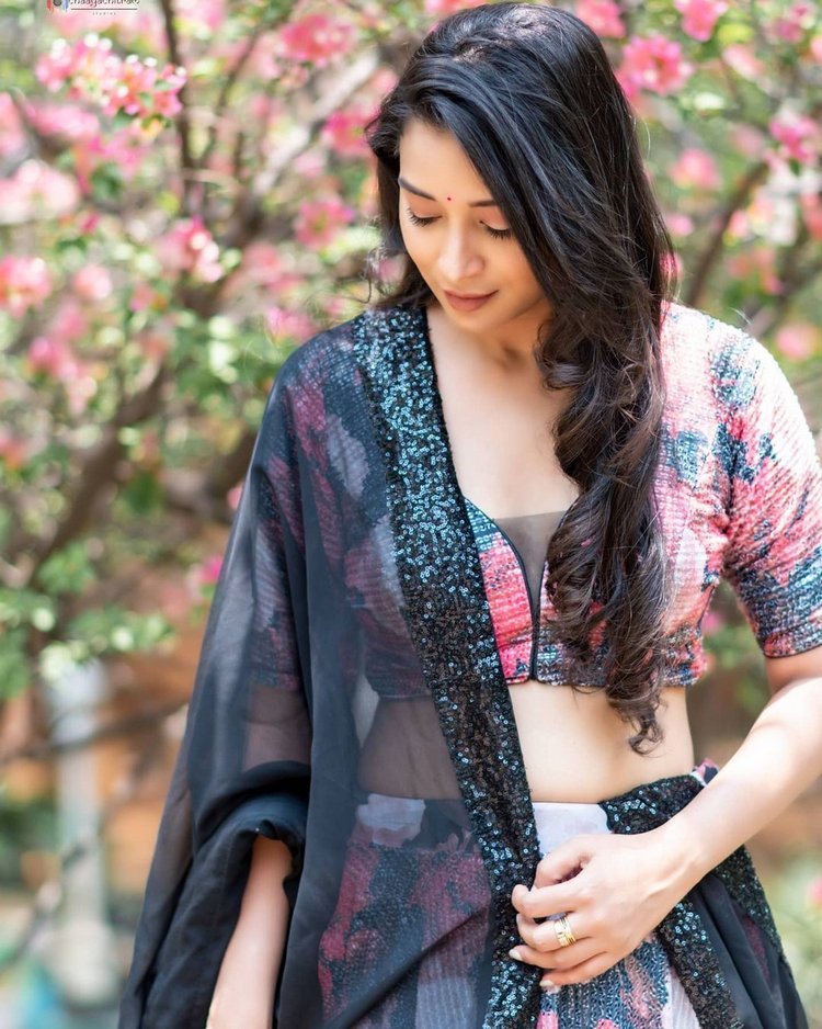 E1LaJ4oXsAMs0B6?format=jpg&name=medium